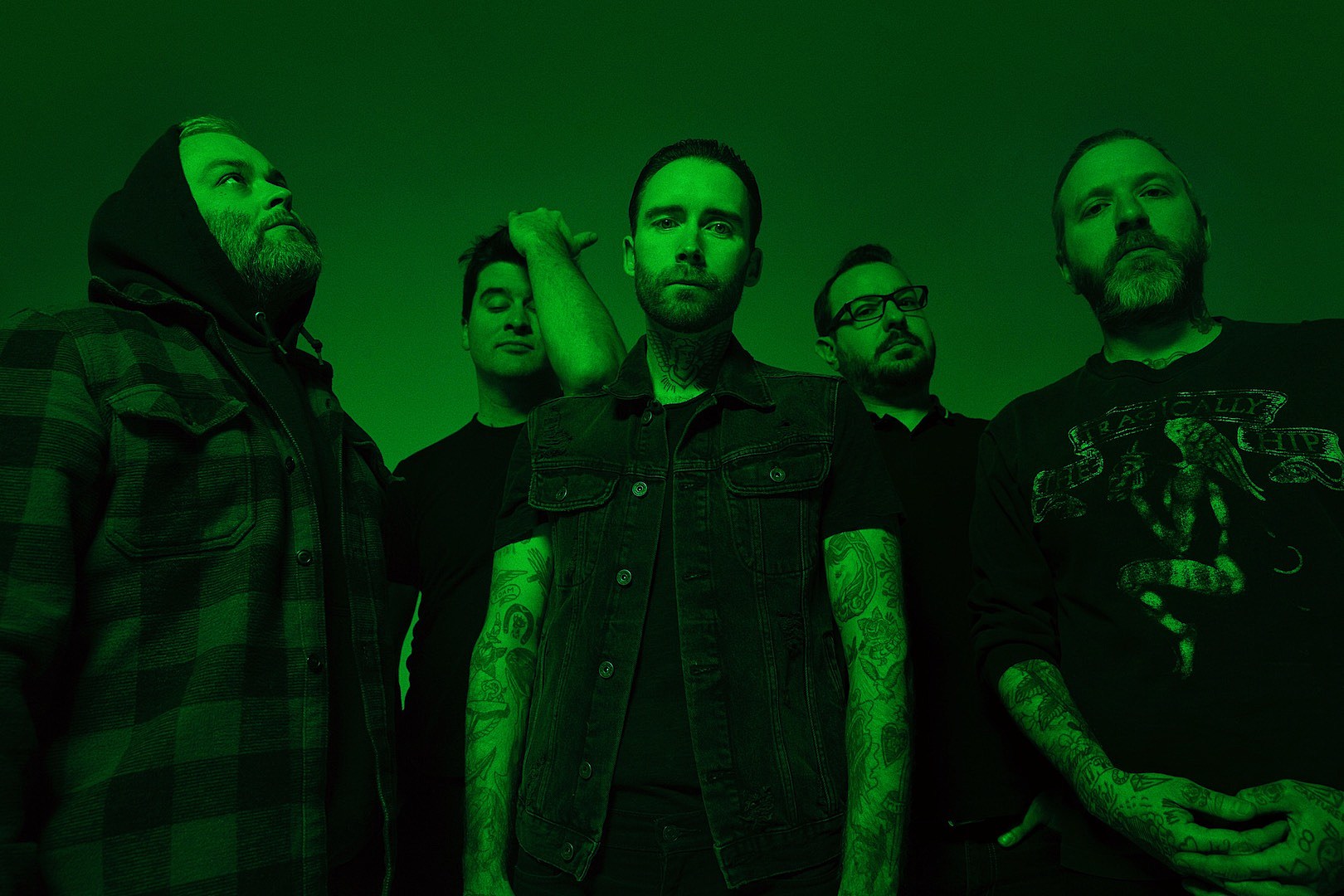 ALEXISONFIRE : le clip officiel du nouveau single  « Famil …