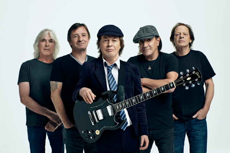 AC/DC révèle un nouveau batteur pour le concert du Power T …