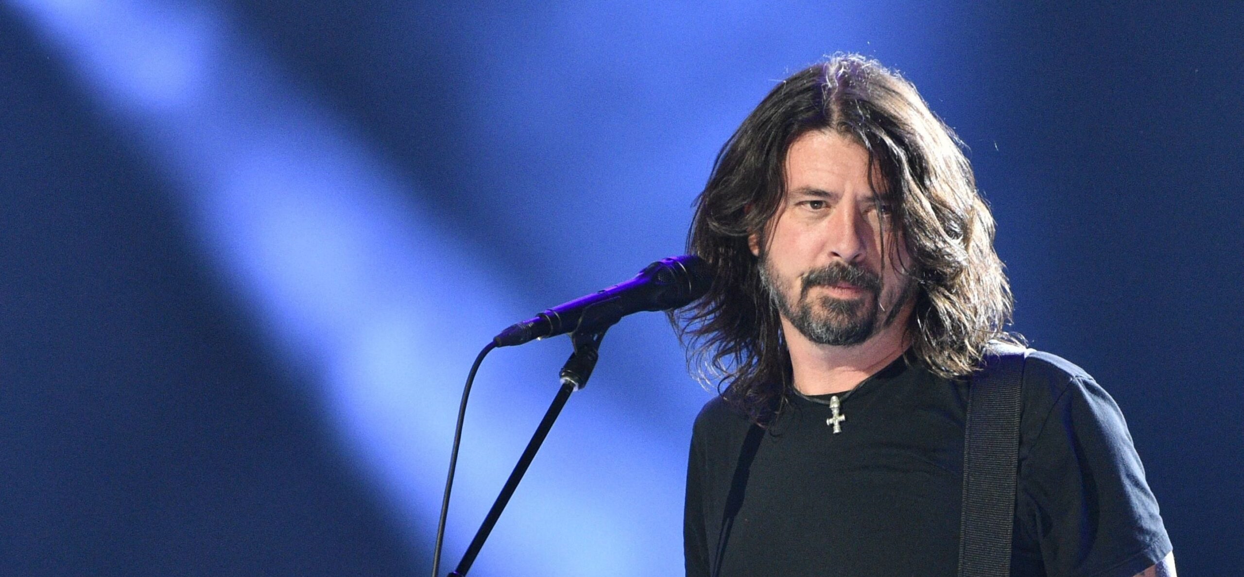 NOEL GALLAGHER dit à DAVE GROHL de « la fermer »