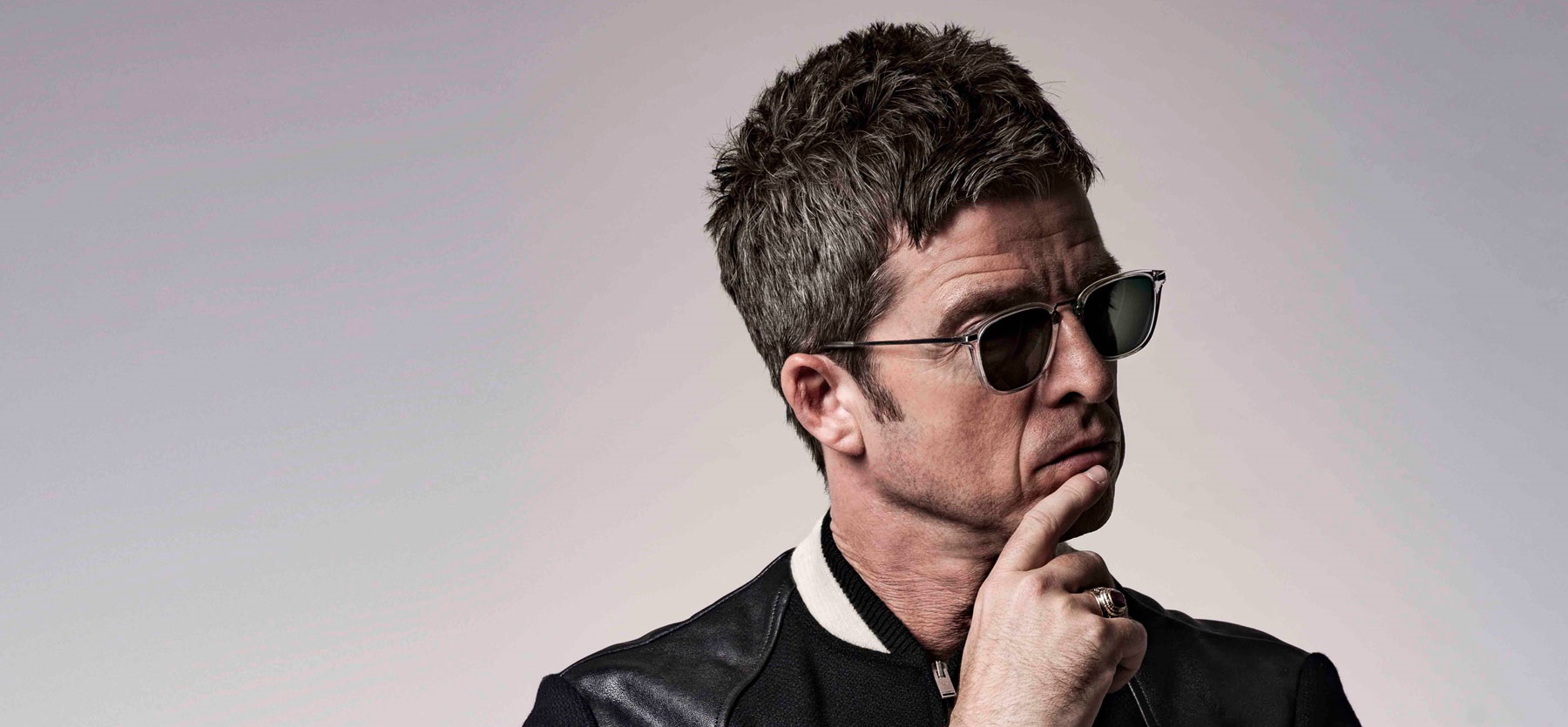 NOEL GALLAGHER envoie chier…