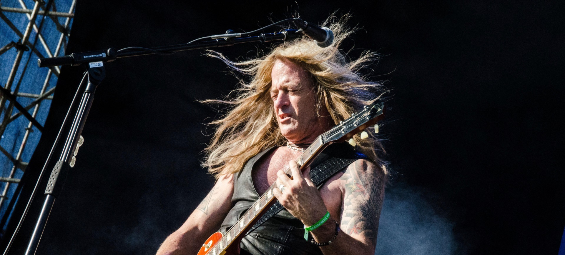 DOUG ALDRICH : Le guitariste face à un nouveau défi