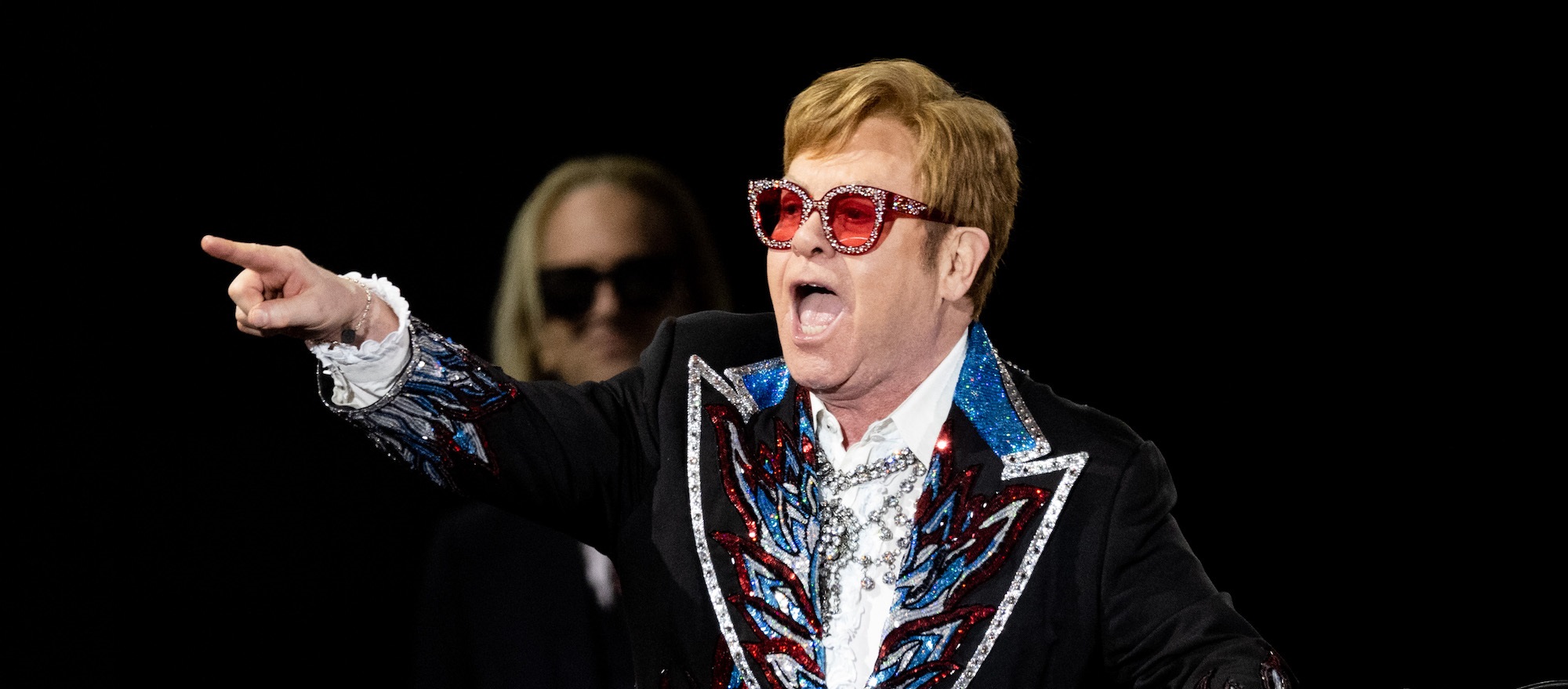 ELTON JOHN adoube FONTAINES D.C.