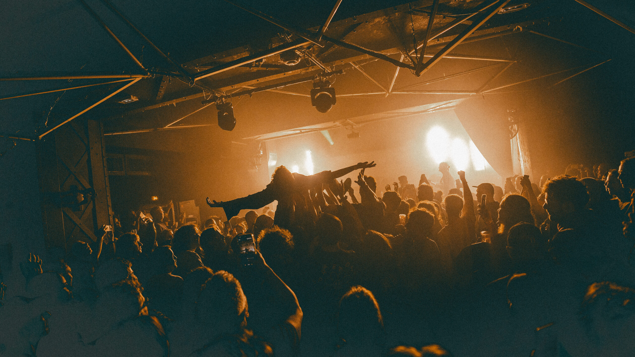 BLOCK PARTY FEST, jour 1 : Bastille s&rsquo;échauffe !